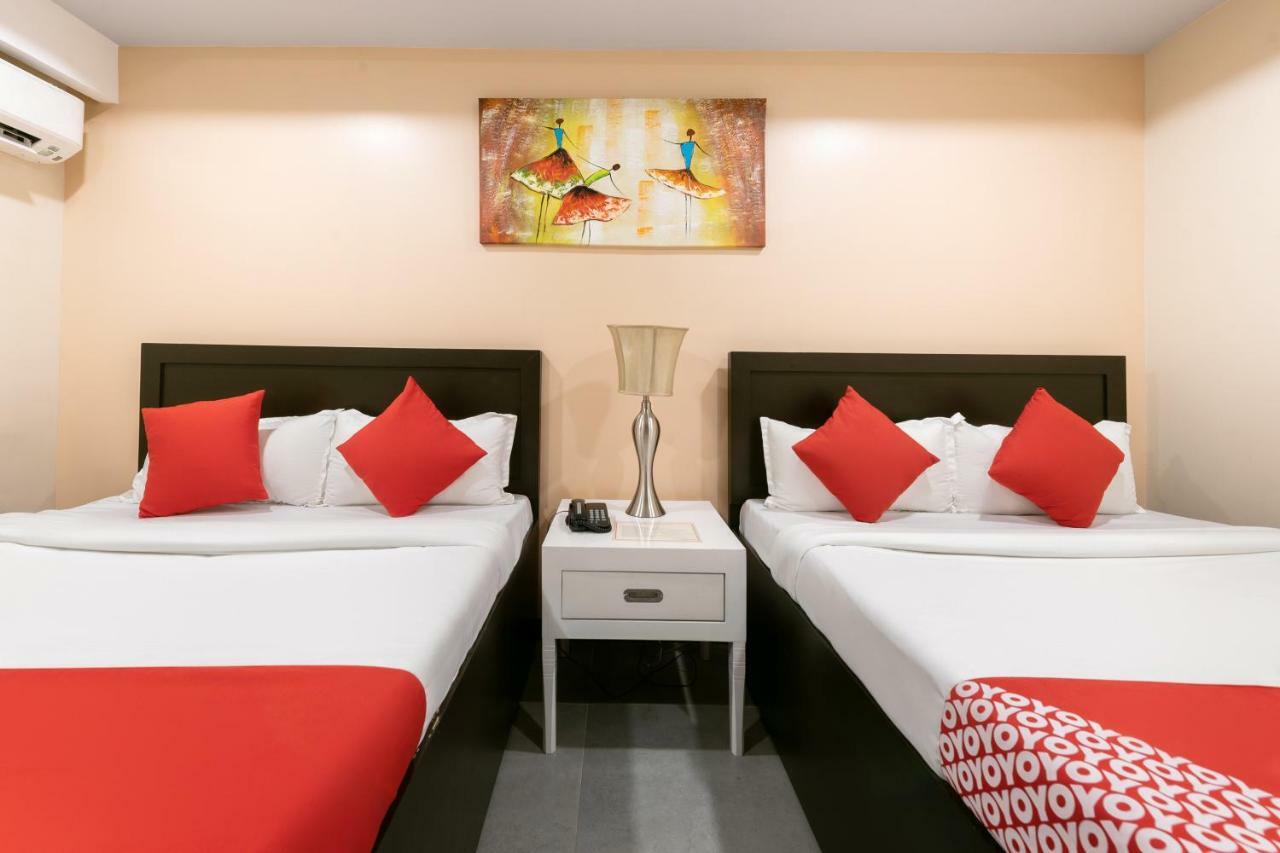 Oyo 171 Amore Hotel Muntinlupa City Eksteriør bilde